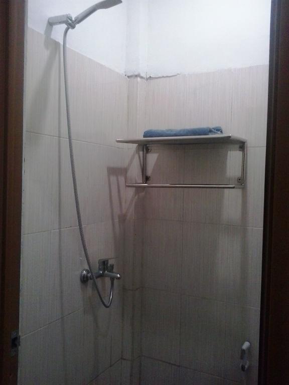 Zameena Guest House Cimahi Extérieur photo