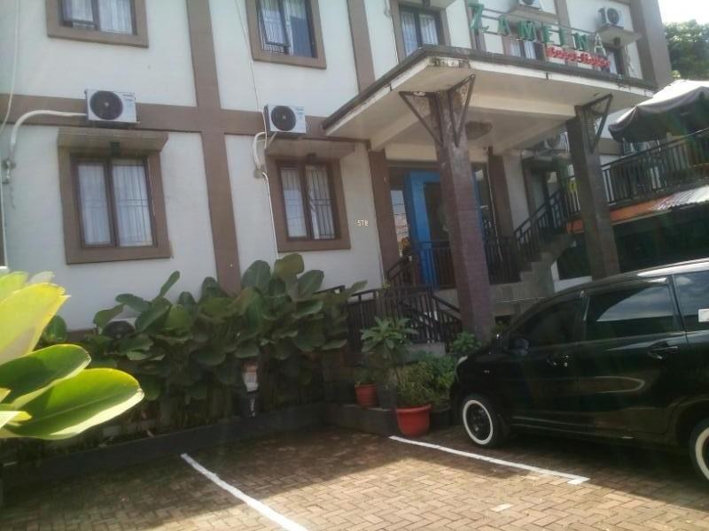 Zameena Guest House Cimahi Extérieur photo